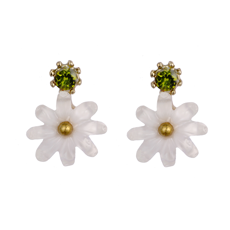 Hübsche kleine weiße Gänseblümchen-Ohrringe0,7–1,2 $